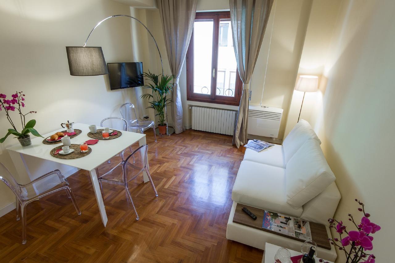Apartments Florence - Le Por Santa Maria Exterior photo
